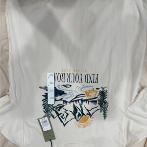 Goodfellow & Co Cream Graphic Tee